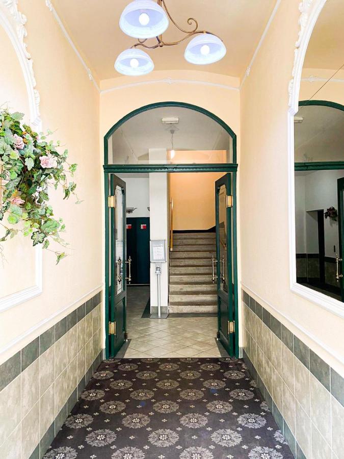 Apartma Marie 1880 Karlovy Vary Exterior photo
